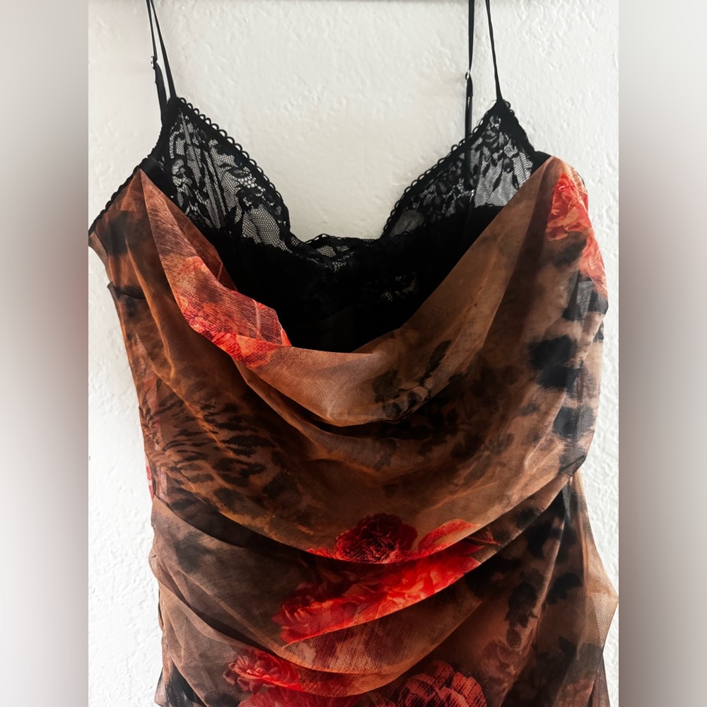 House of CB Nalini printed maxi dress, size L+ - Picture 3 of 7